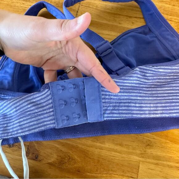 Lululemon Ta Ta Tamer II Persian Purple Heathered Stripe Size 8 - Picture 6 of 6